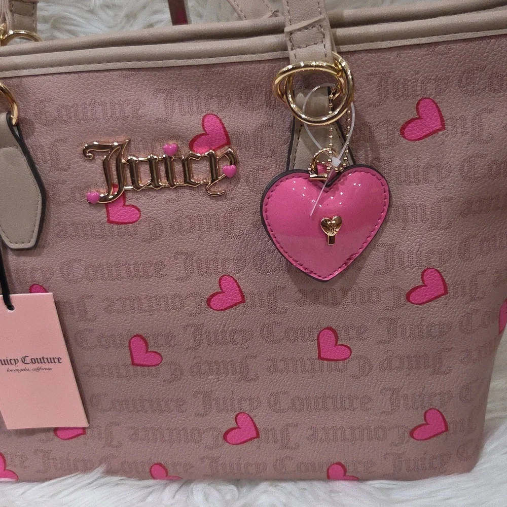 💕 ▪️Juicy Couture▪️ Cafe With Cafe Trim I heart  Medium Tote Heart Logo